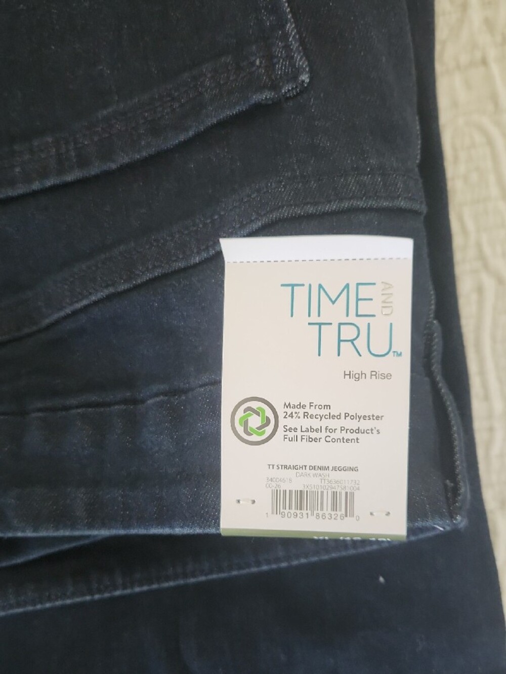 Time and Tru Women's Straight Leg Jeans in Black - Picture 4 of 4